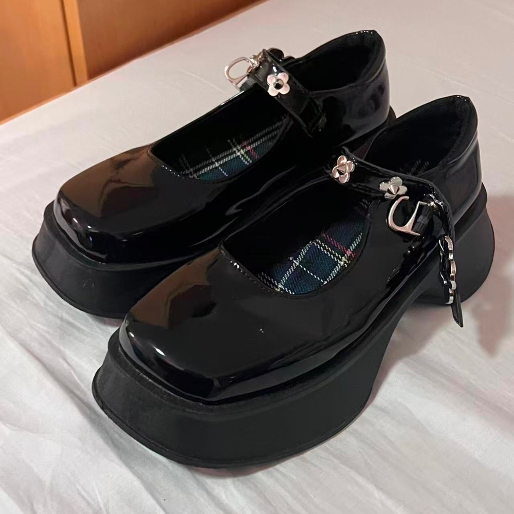ASOS Mary Janes Patent  Leather Shoes Retro Thick Sole Lolita Shoes